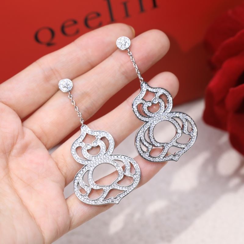 Qeelin Earrings